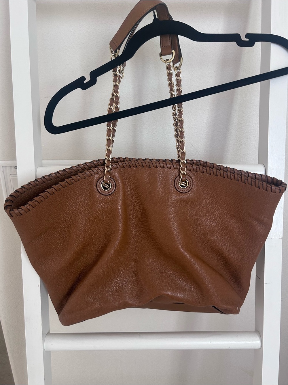 Tory Burch Cognac Leather Chain-Trim Shoulder Bag out - Picture 3 of 6